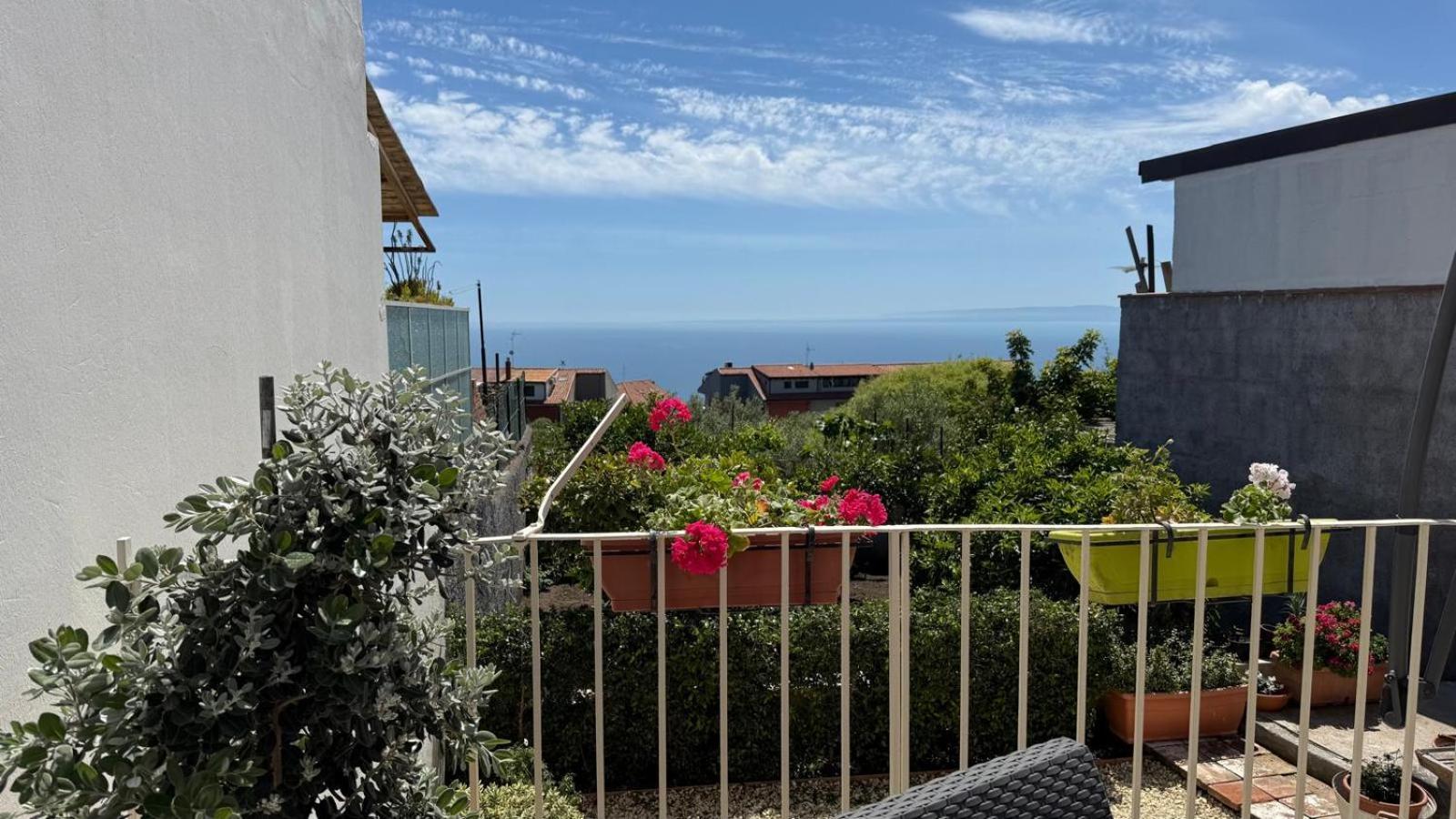 Mosa House Villa Aci Castello Bagian luar foto